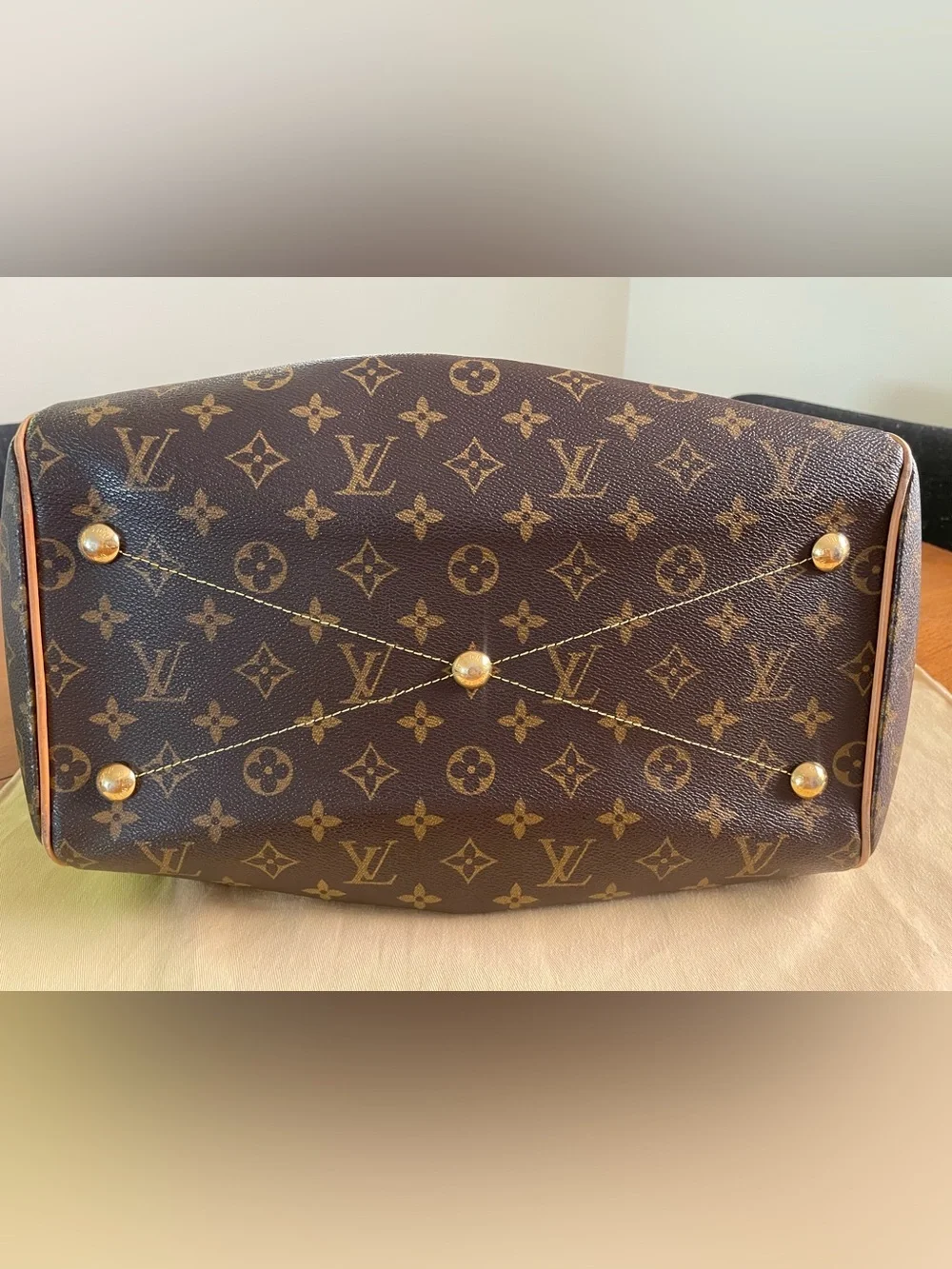 Louis Vuitton Monogram Tivoli Satchel Top Handle